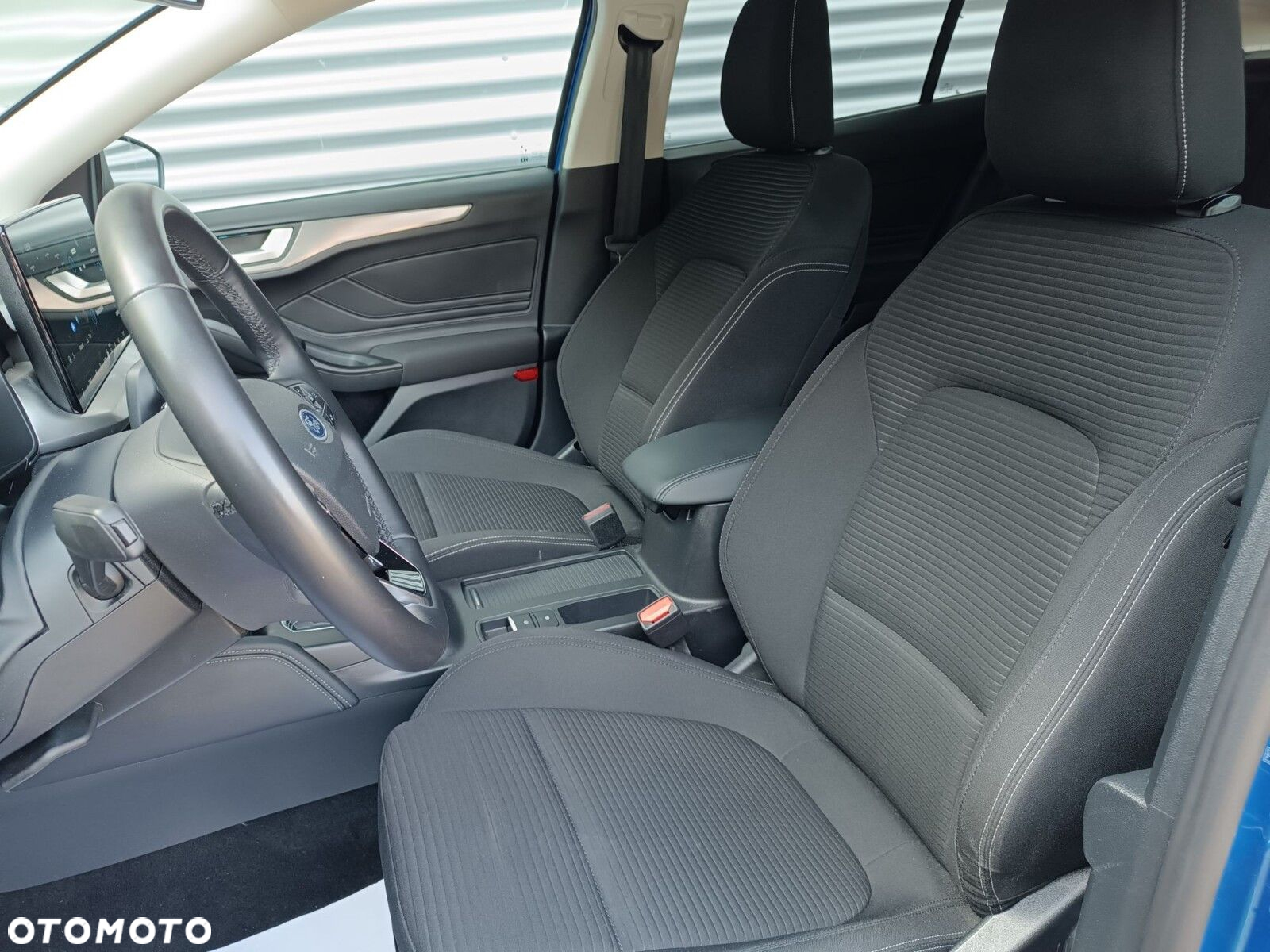 Ford Focus 1.0 EcoBoost mHEV Titanium X - 24