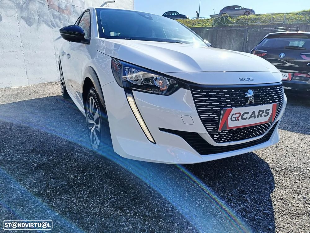 Peugeot e-208 Allure Pack - 4