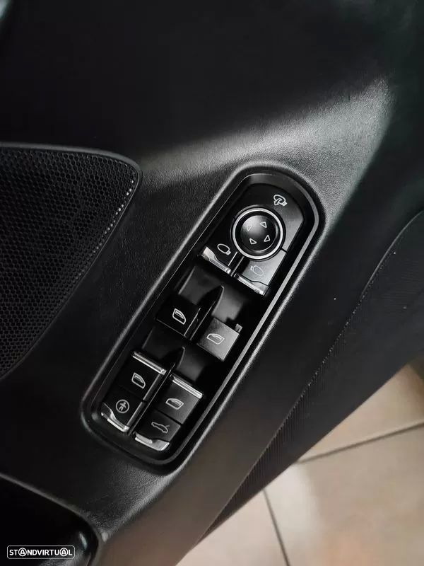 Porsche Panamera Platinum Edition - 15