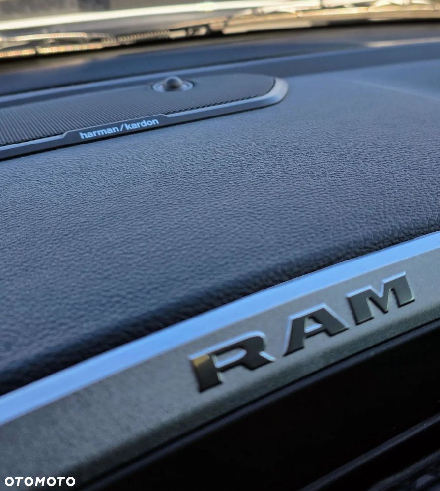 RAM 1500 Crew Cab Laramie - 6