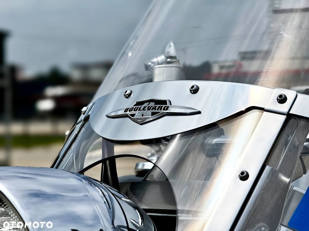Suzuki Boulevard - 39