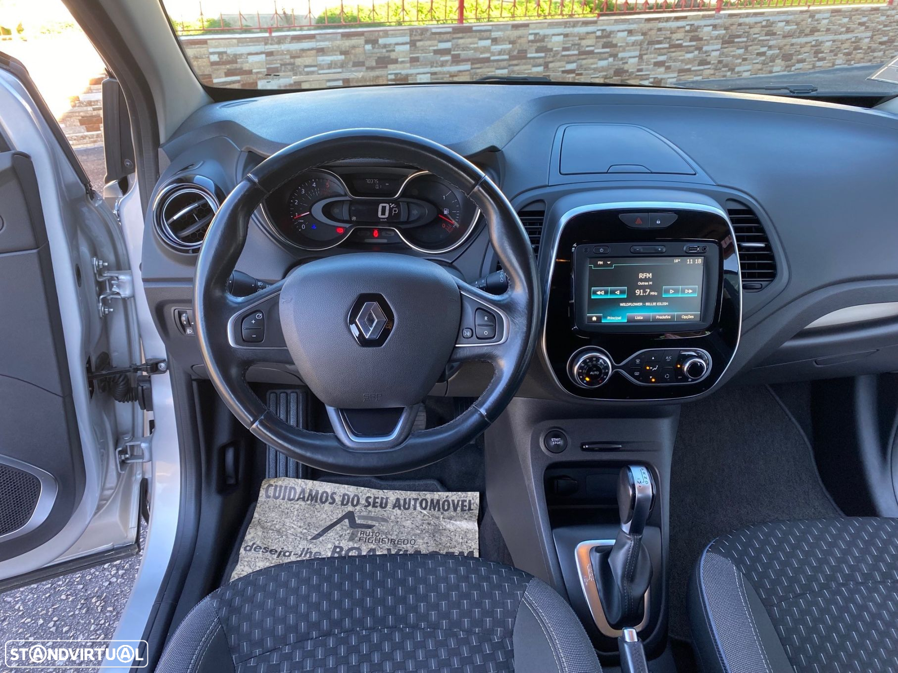 Renault Captur - 19