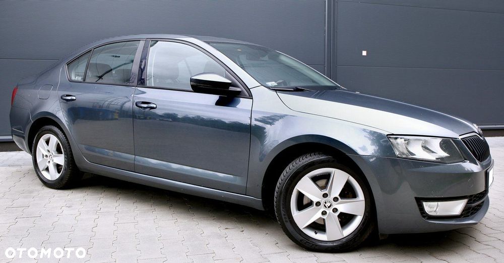 Skoda Octavia 2.0 TDI Edition DSG - 21