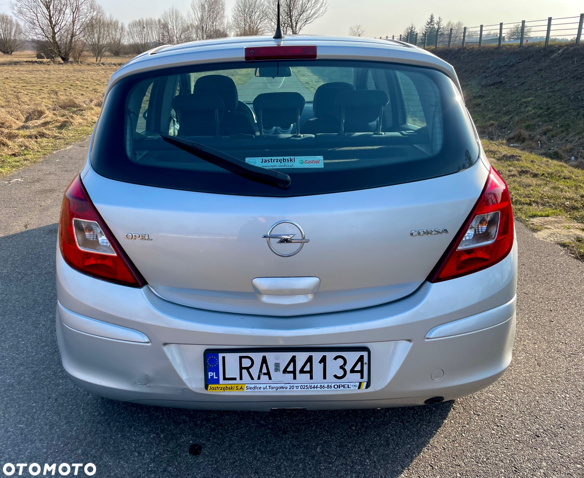 Opel Corsa 1.4 16V Cosmo - 5