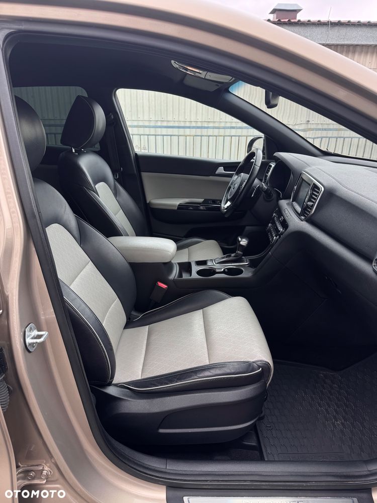 Kia Sportage 1.6 T-GDI AWD GT Line - 27