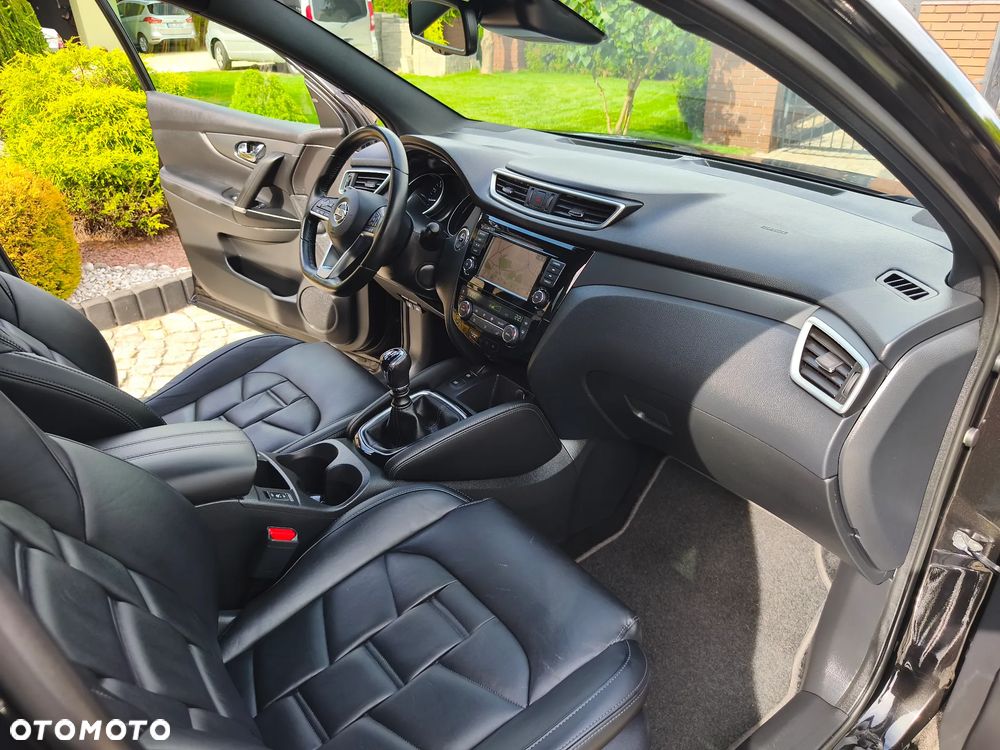 Nissan Qashqai 1.3 DIG-T Tekna+ - 36