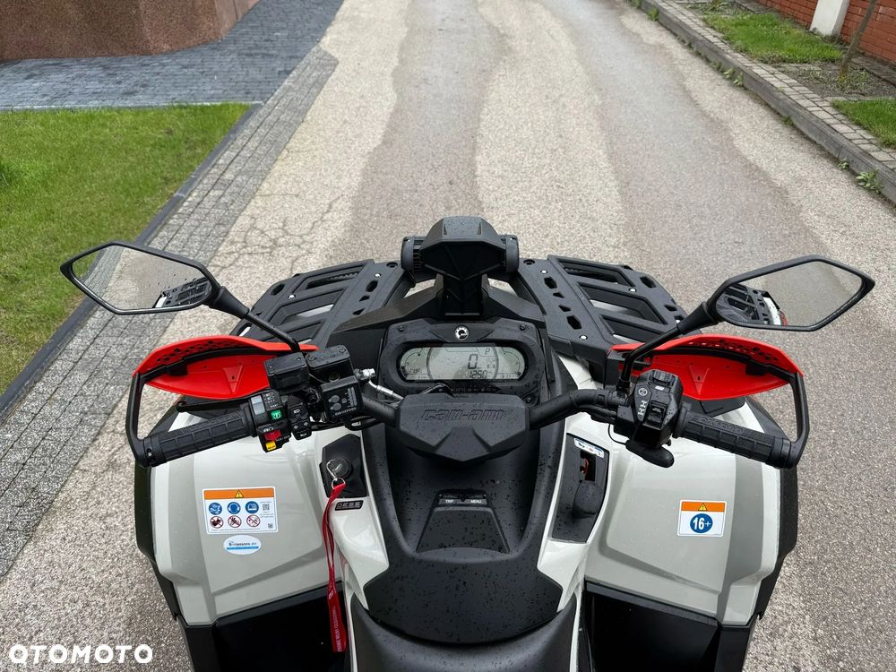 Can-Am Outlander - 34