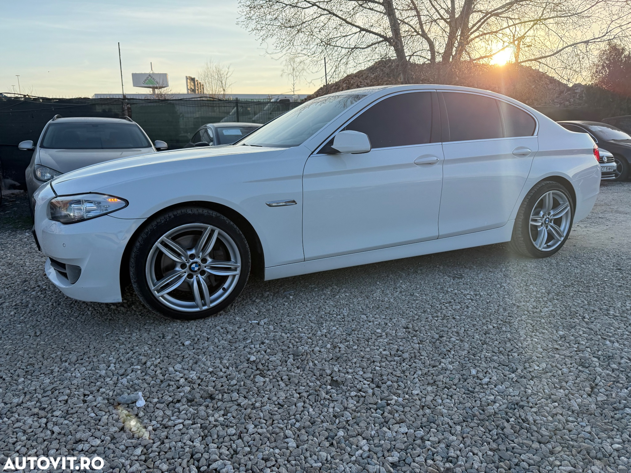 BMW Seria 5 535d xDrive Aut. Modern Line - 24