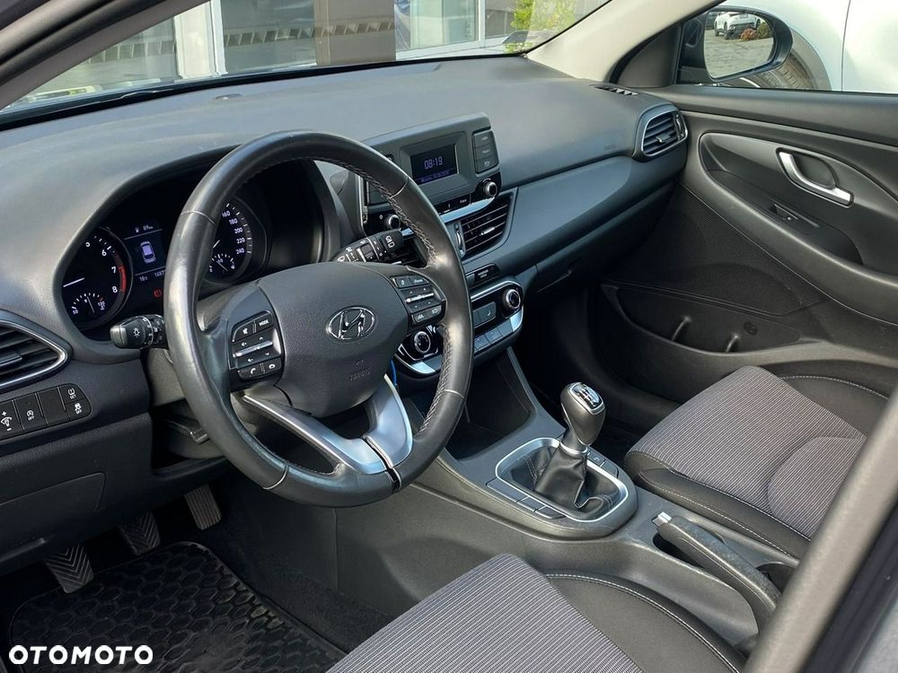 Hyundai i30 1.5 DPI Modern - 11