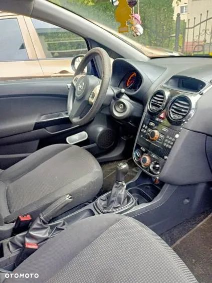 Opel Corsa - 6