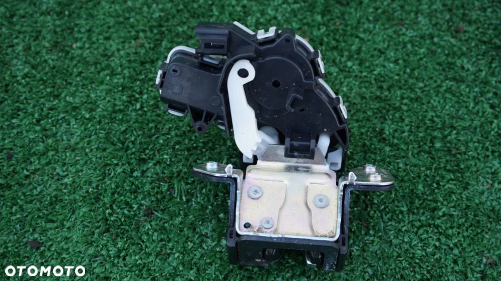 Mazda 6 GJ kombi zamek bagaznika tylnej klapy - 2