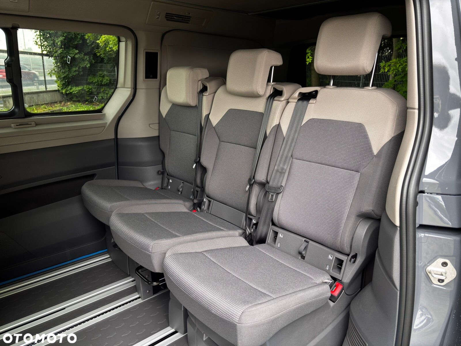 Volkswagen California - 12