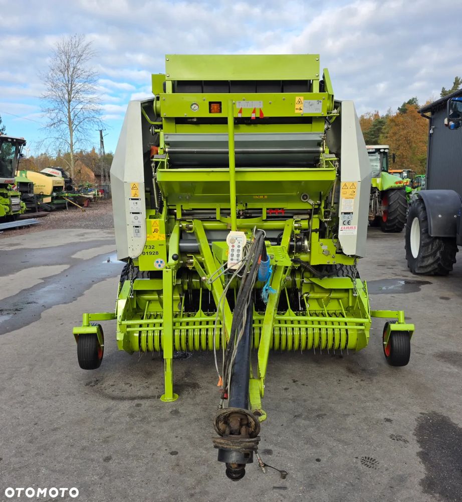 Claas Variant 260 - 3