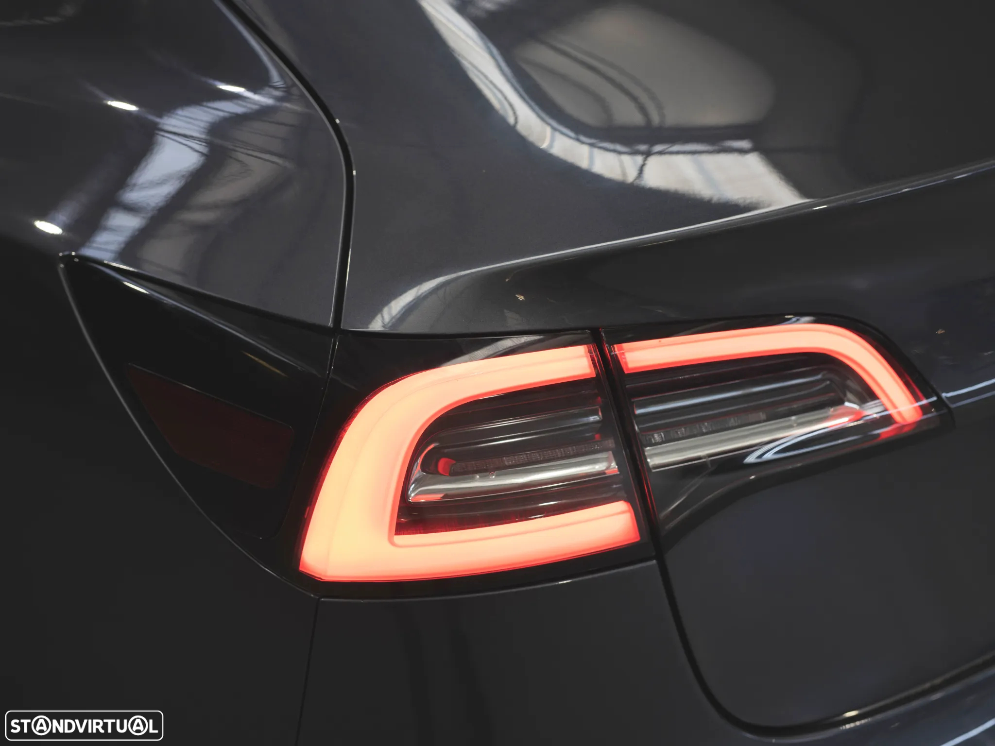 Tesla Model 3 Standard Range Plus RWD - 11