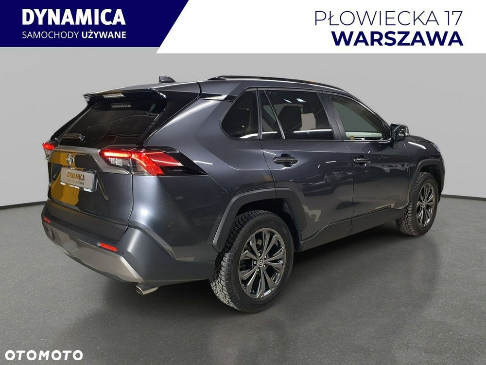 Toyota RAV4 - 8