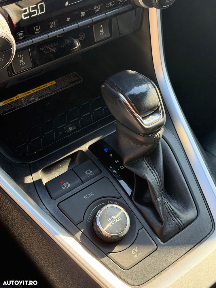 Toyota RAV4 2.5 VVT-iE 4x4 Luxury - 19