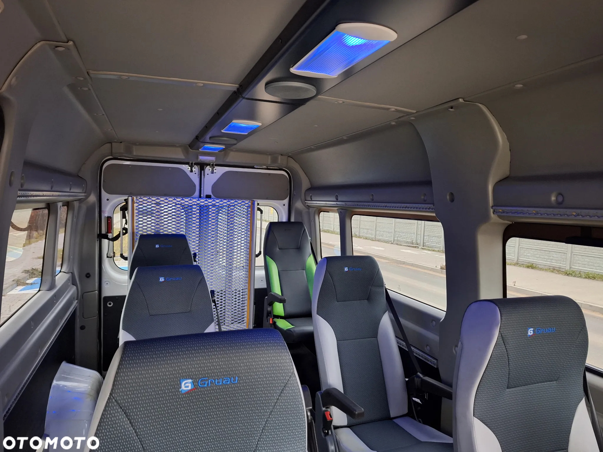 Peugeot Boxer HDi 335 L3H2 TwinCab - 11