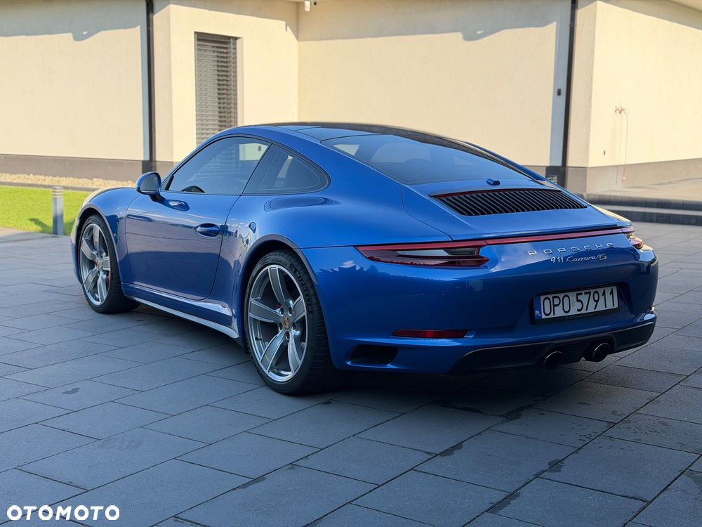 Porsche 911 Carrera 4S PDK - 34