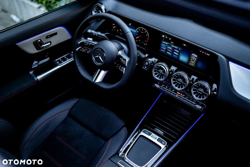 Mercedes-Benz GLA 200 mHEV AMG Line 7G-DCT - 34