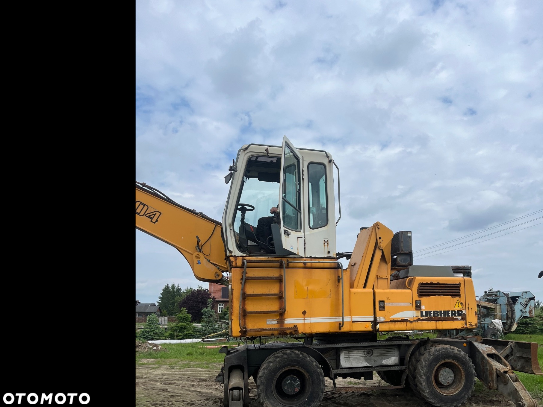 Liebherr A904C - 4
