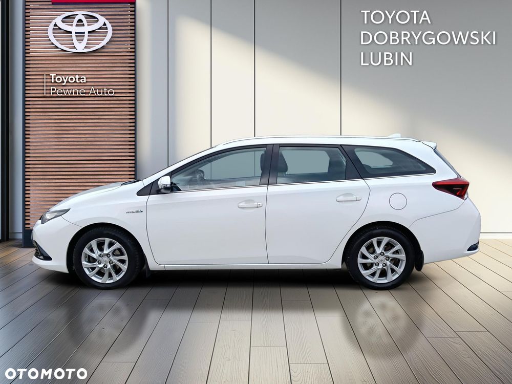 Toyota Auris Hybrid 135 Premium - 2
