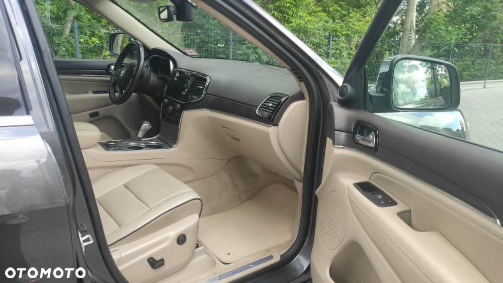 Jeep Grand Cherokee 3.6 V6 Overland - 12