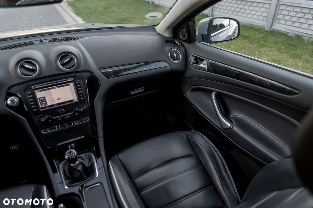 Ford Mondeo 2.0 TDCi Gold X - 39