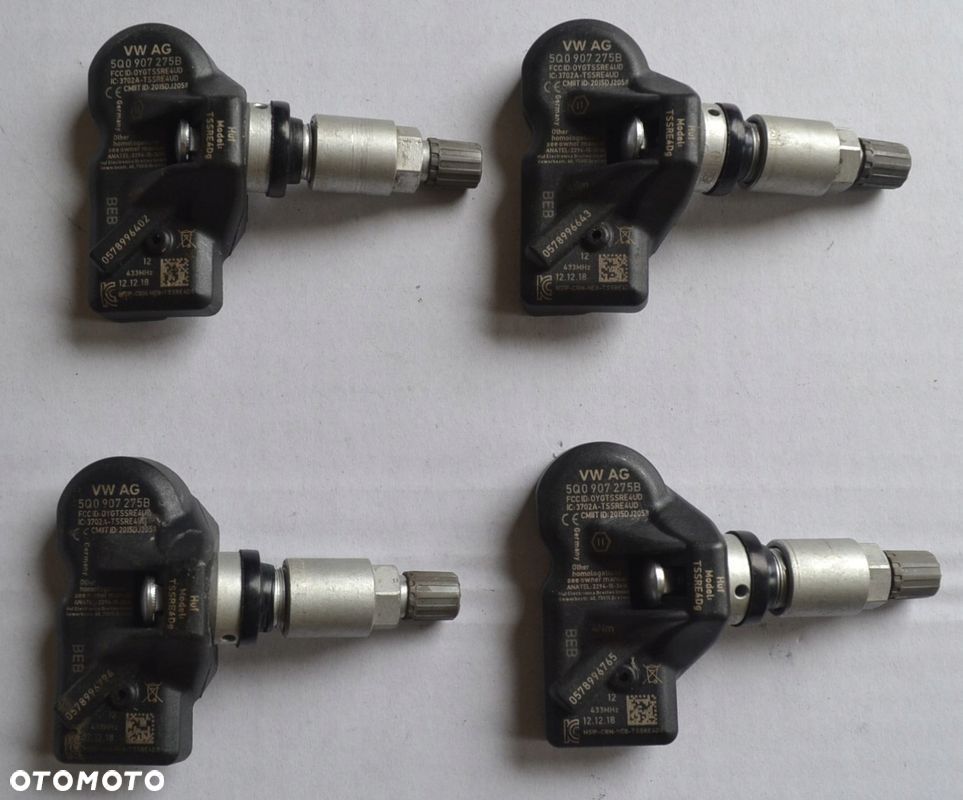 CZUJNIKI CIŚNIENIA TPMS AUDI VW 5Q0907275B x4szt C-339 - 1
