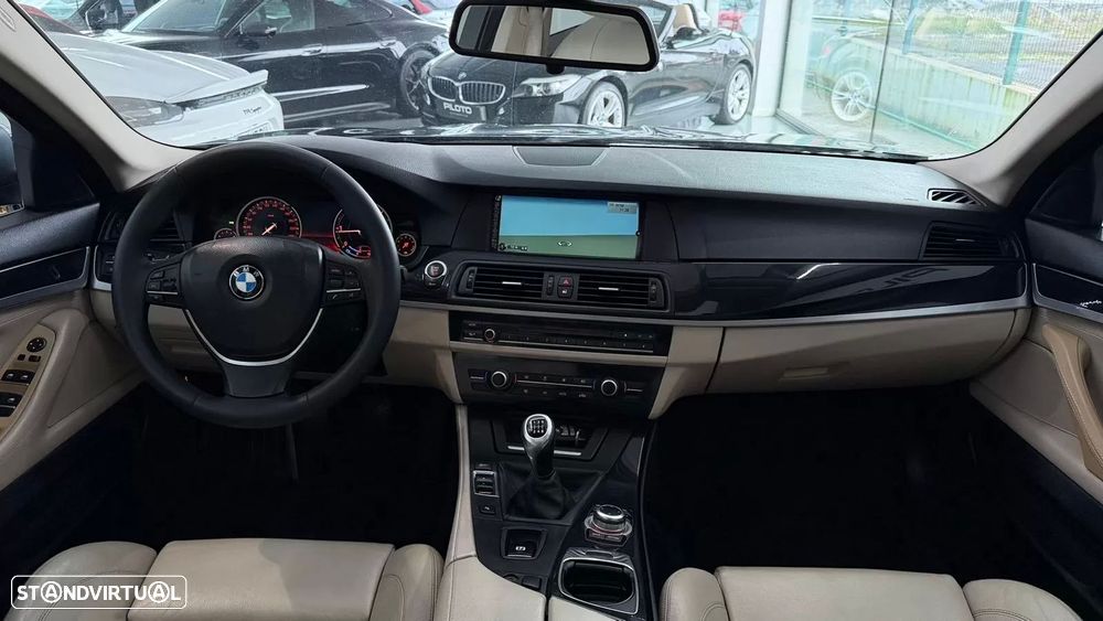BMW 520 d Line Luxury - 13