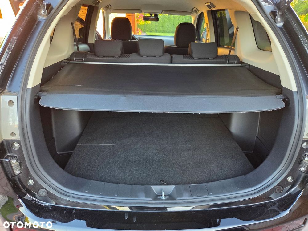 Mitsubishi Outlander - 14