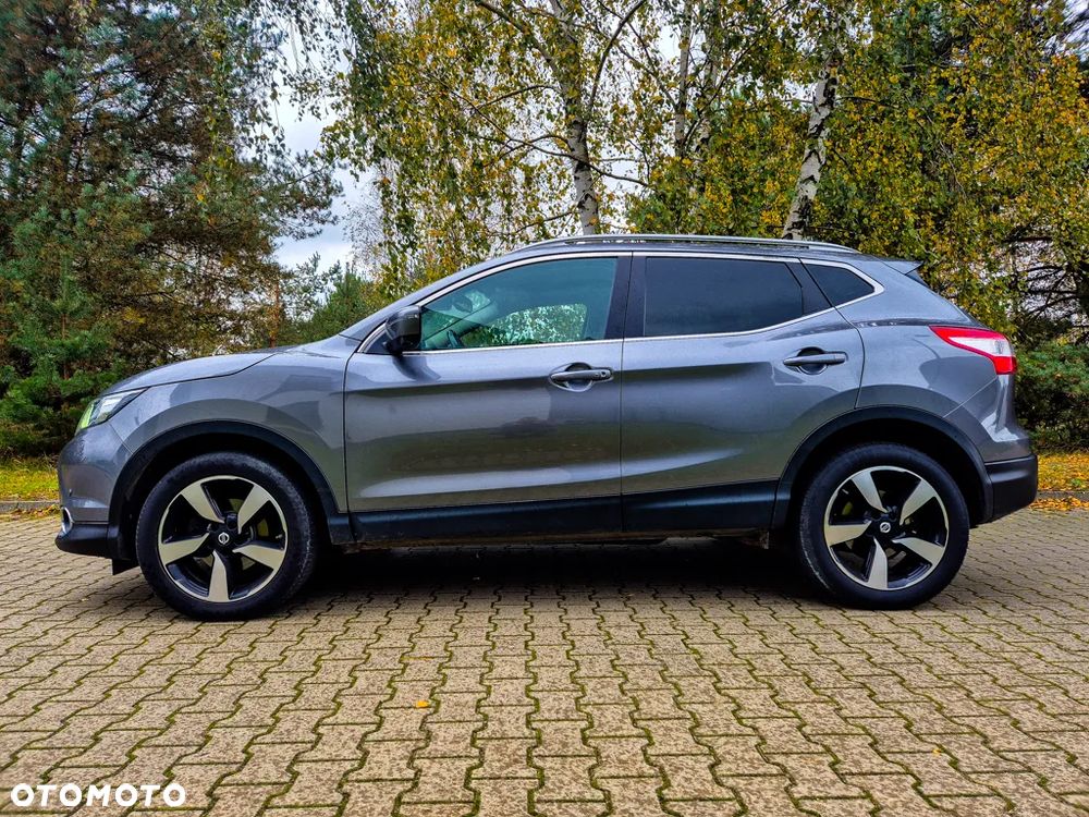 Nissan Qashqai 1.6 DIG-T 360 - 1