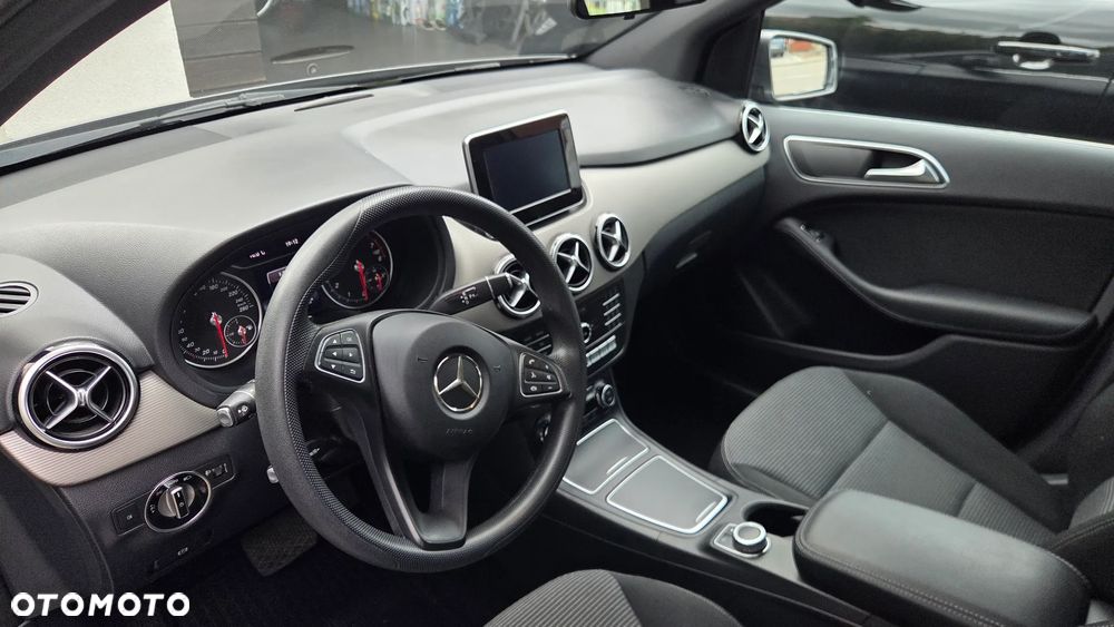 Mercedes-Benz Klasa B 180 (BlueEFFICIENCY) 7G-DCT - 15