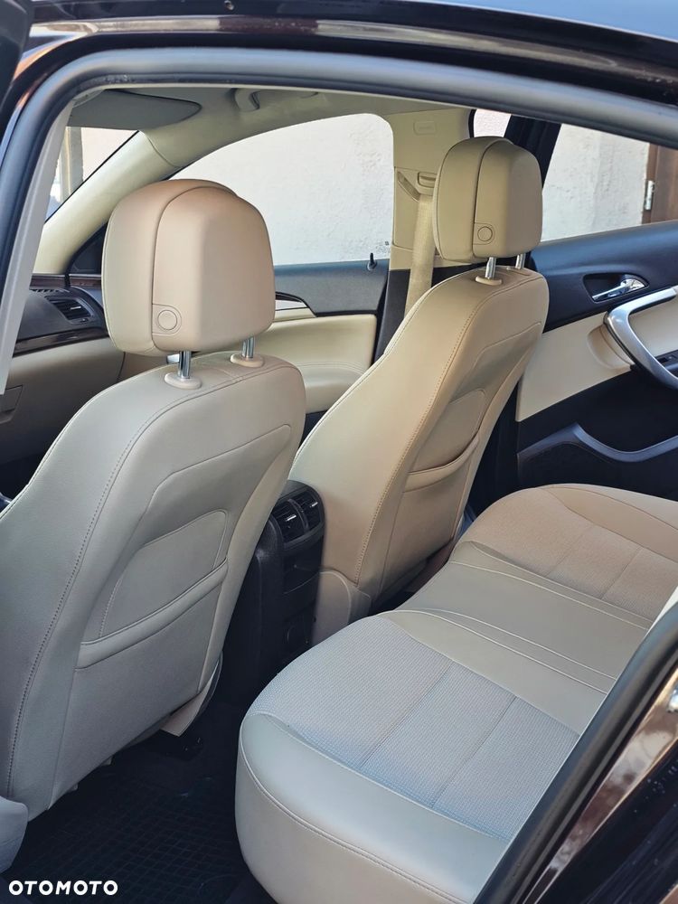 Opel Insignia 2.0 CDTI Cosmo - 11
