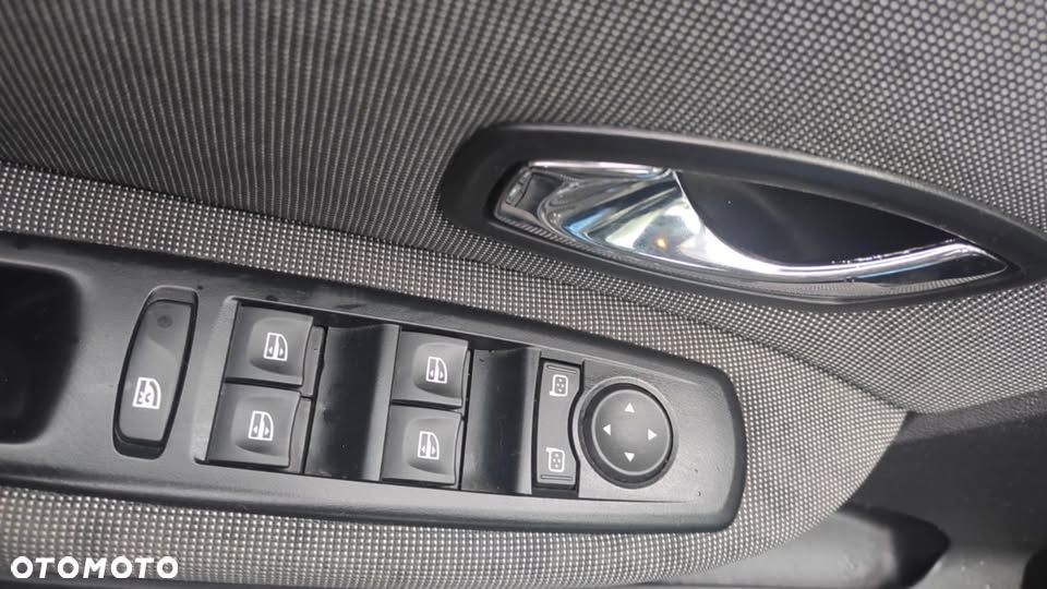 Renault Scenic - 10