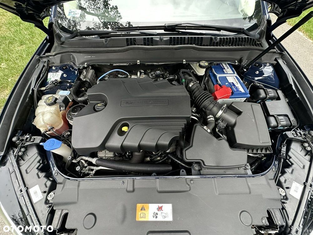 Ford Mondeo - 38