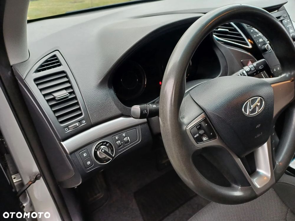 Hyundai i40 1.7 CRDi Comfort - 17