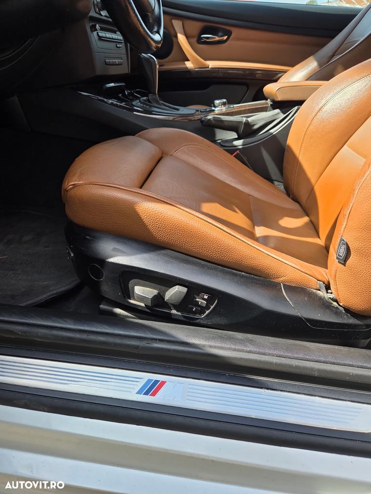 BMW Seria 3 320d - 25