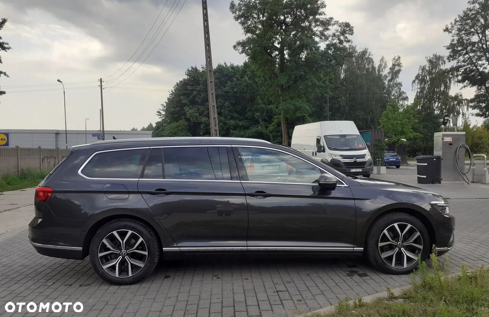 Volkswagen Passat 2.0 TSI Elegance DSG - 8