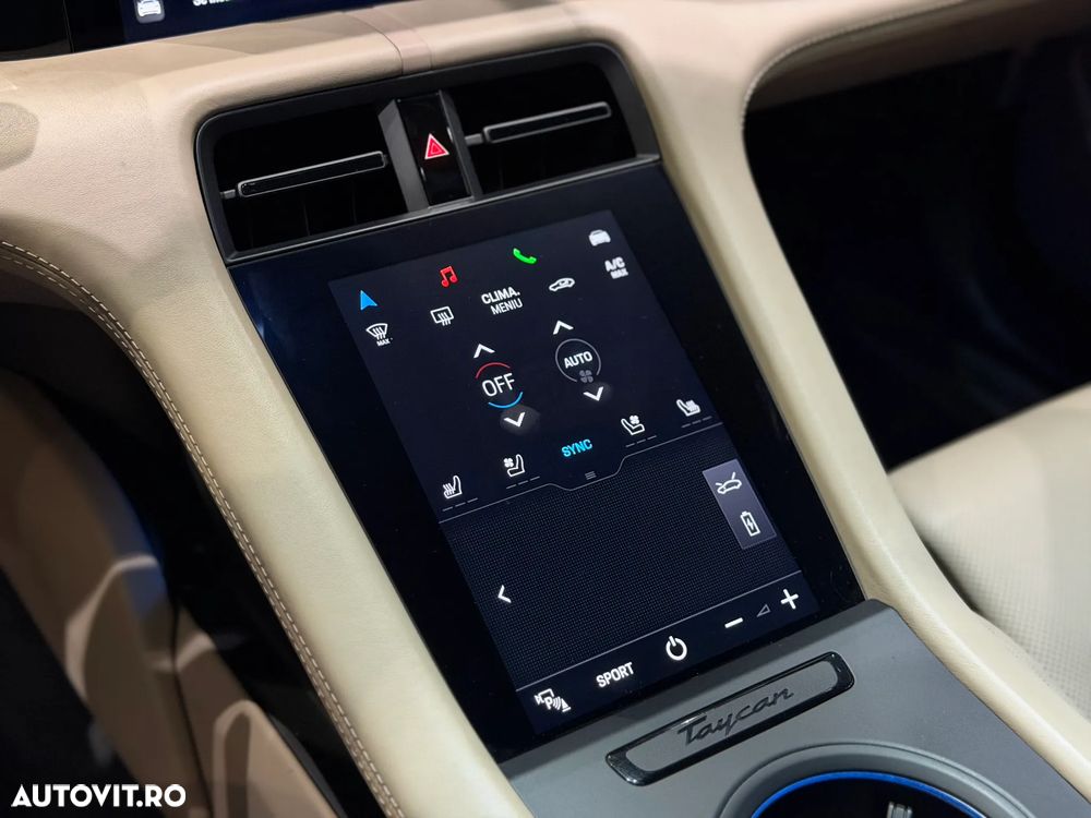 Porsche Taycan - 26