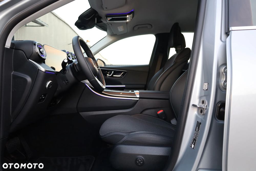 Mercedes-Benz GLC 300 e 4-Matic Avantgarde - 27