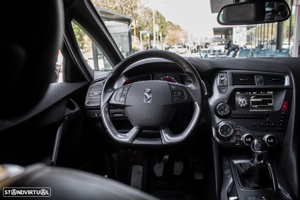 Citroën DS5 THP 200 SoChic - 32