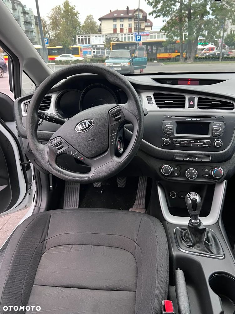 Kia Ceed 1.6 CRDi M - 9