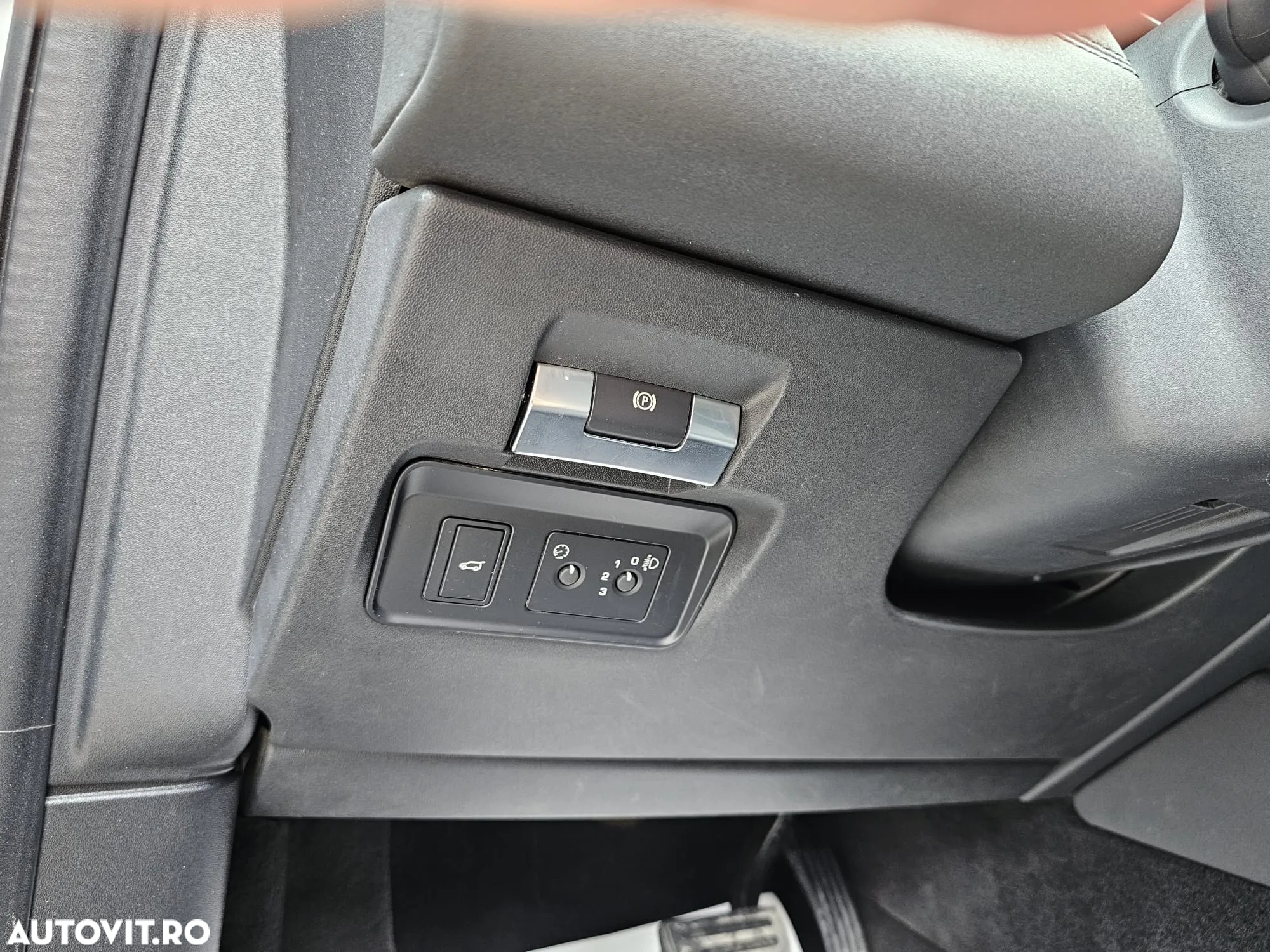Land Rover Discovery Sport 2.0 D200 MHEV Urban Edition - 20