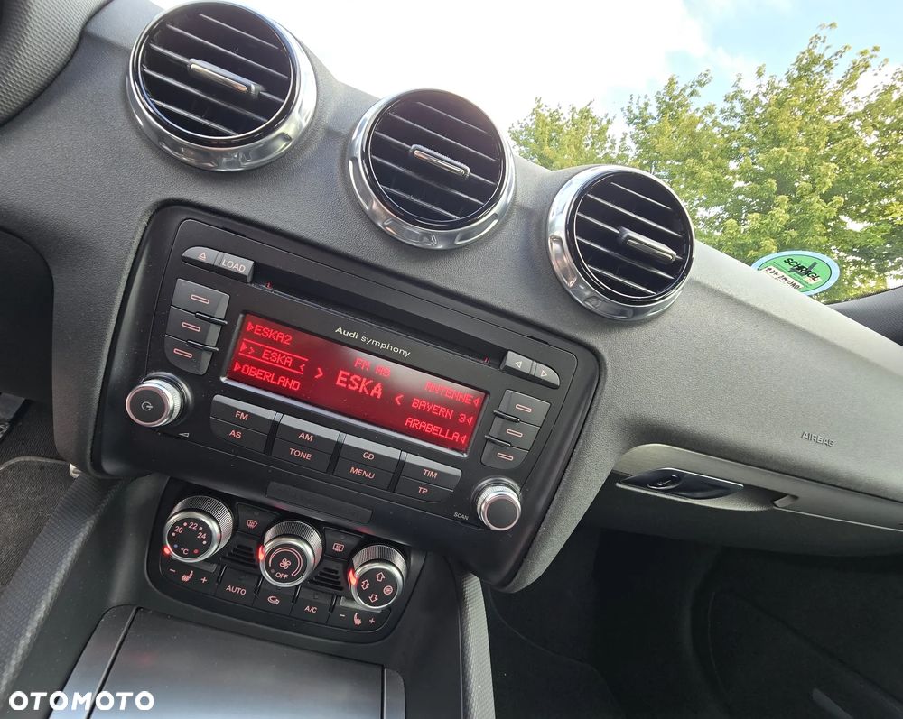 Audi TT Coupé 2.0 TDI quattro - 13