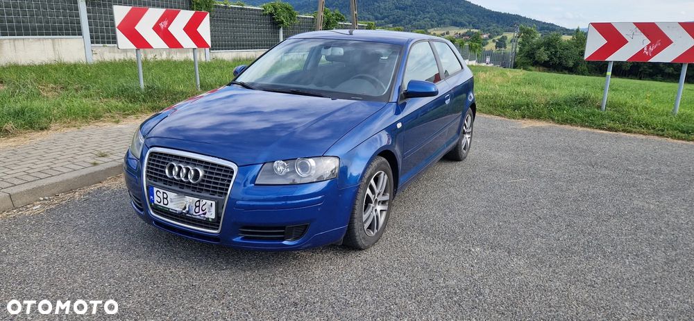 Audi A3 3-drzwiowe 1.9 TDI Attraction - 1