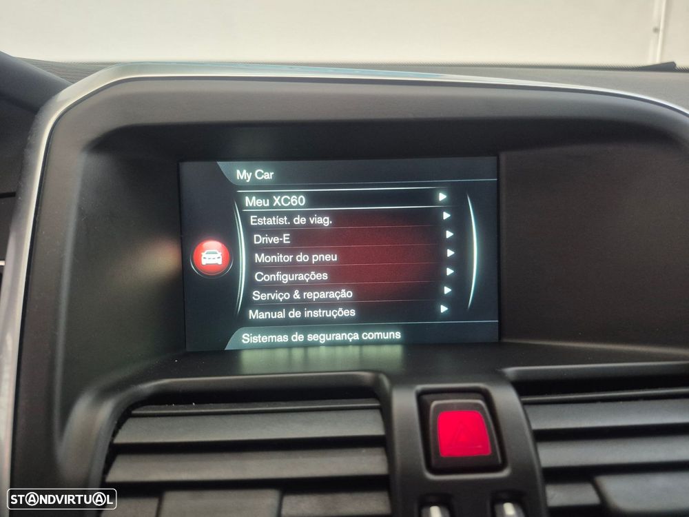 Volvo XC 60 2.0 D4 Summum Geartronic - 17