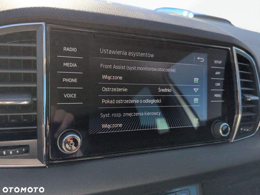 Skoda Karoq 1.6 TDI SCR 4x2 Ambition - 26