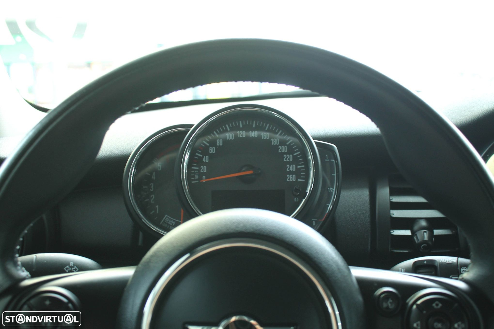 MINI 5 Portas One D - 13