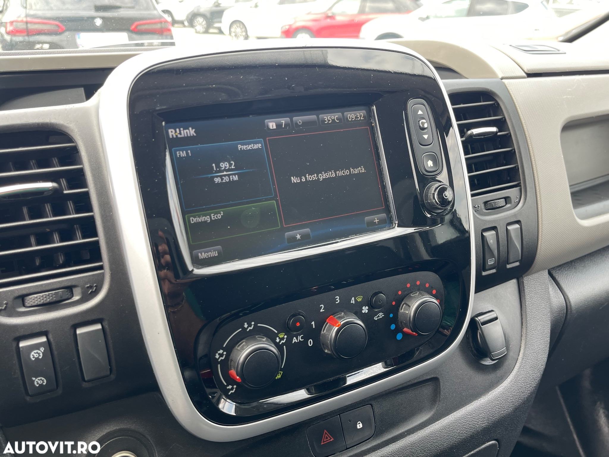 Renault Trafic - 14