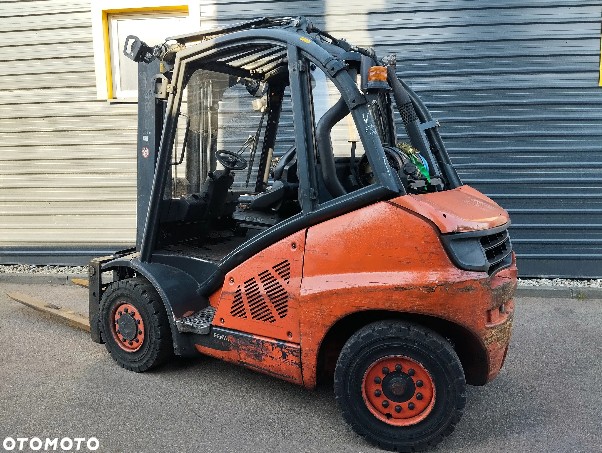 Linde H40T-02 - 3
